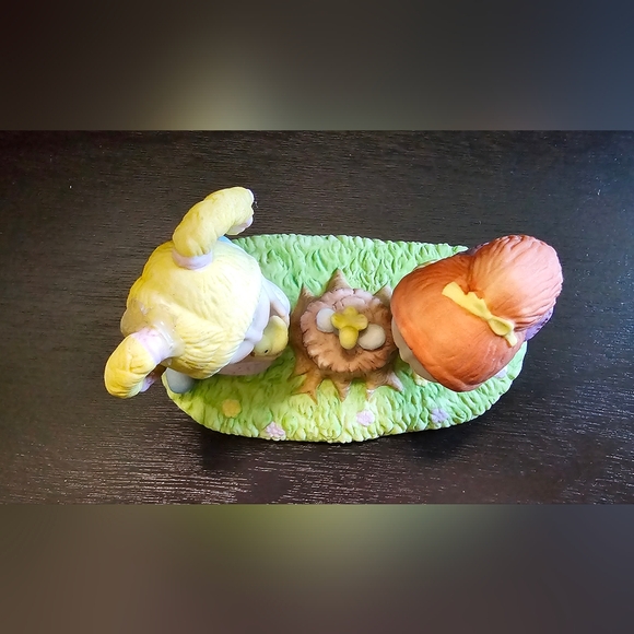 Cabbage Patch Discovering New Life 1984 Figurine* - Picture 9 of 13